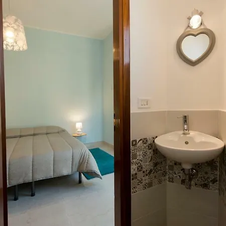 Casa Bella - 3 Baths - Walk To Ortigia *