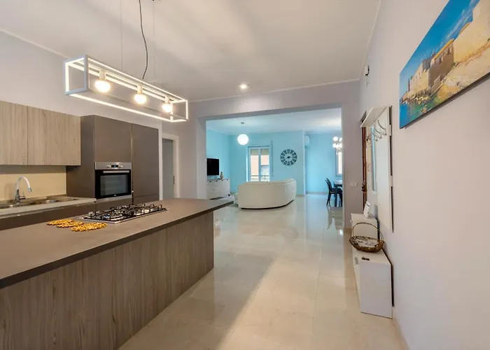 Casa Bella - 3 Baths - Walk To Ortigia * Syracuse
