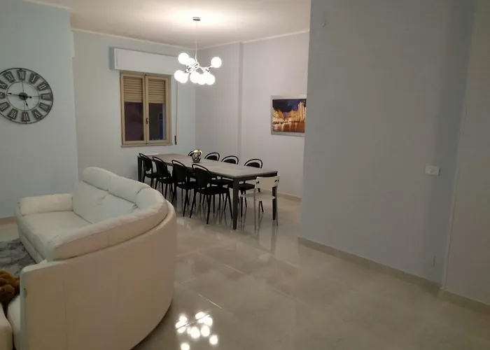 Casa Bella - 3 Baths - Walk To Ortigia