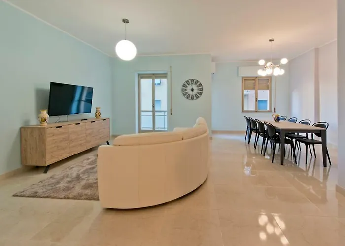 Casa Bella - 3 Baths - Walk To Ortigia Syracuse